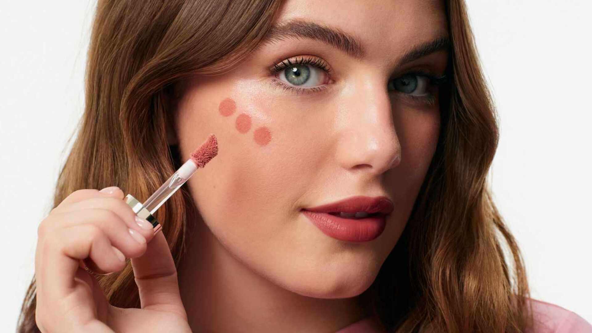 Ella-Bright-Rare-Beauty-campaign-071626-3-e146b5e91fe94c218b887786720c2872_cropped
